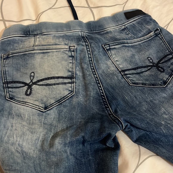 Levi’s Jogger Jeggings - Picture 4 of 5